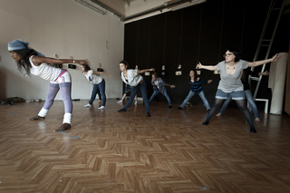 Education Lab - formazione attraverso l'arte - II edizione, Laboratorio di danza "S.A.T. Sole acqua e terra", a cura di Mascherenere e Associazione Sunugal