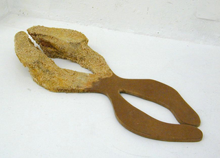 Collezione 2000 - 2010, Luca Trevisani
Equal, 2004
colla vinilica, segatura in legno, polistirolo
95 x 35 x 10 cm