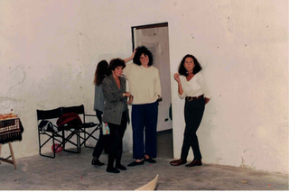 People | Family, Patrizia Brusarosco con le vicine di via Farini 35, 1993
