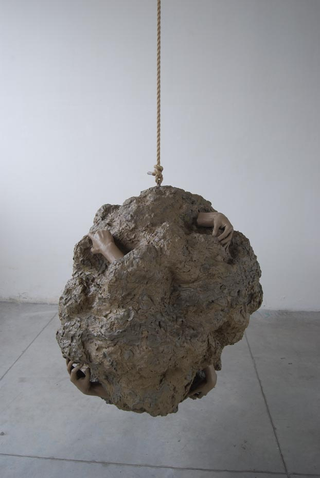 William Cobbing, Man in the Planet, Re-Make Re-Model, 2010
polvere di argilla, cera, resina, corda