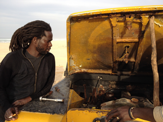 Intercultura - Capitolo 12 Ricordi di viaggio, Escursione al lago Rosa ( o lago Retba) vicino a Dakar, chiamato così per il colore delle sue acque