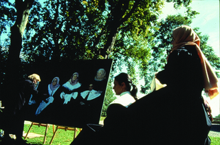 Maja Bajevic, Avanti Popolo, Maja Bajevic, Women at Work — The Observers, 2000, five-day performance / video (8’20”), Château Voltaire, Ferney Voltaire, France, 2000