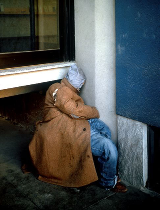 Maurizio Cattelan, Andreas e Mattia, 1996
(Andreas and Mattia)
Rags, garments, shoes
dimensioni reali
- Campo 6 , Galleria Civica d’Arte Moderna e Contemporanea, Torino