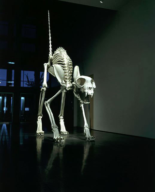 Maurizio Cattelan, Felix, 2000
OIl on polyvinal resin and glass fiber
1213 x 193 x 610 cm
Courtesy: Marian Goodman Gallery, New York 