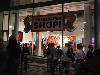 Maurizio Cattelan, Toilet Paper temporary shop, 2016
