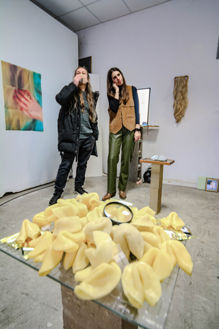 Viafarini Open Studio, Ping Pong