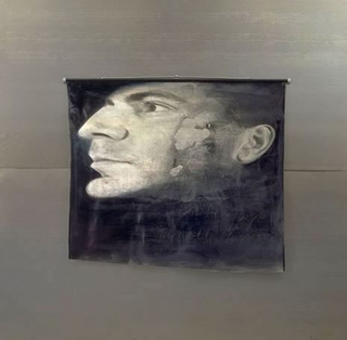 Massimo Kaufmann, Io che affogo tre volte al dì, 1991
emulsione fotografica su schermo e acciao
200 x 200 cm