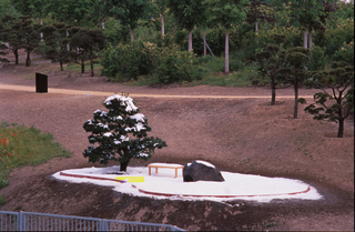 Tobias Rehberger, Luci diffuse, Tobias Rehberger, "Tsutsumu", In Between / Expo 2000, Hannover