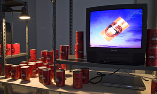 Yoshua Okón, Canned Laughter, Veduta dell’installazione