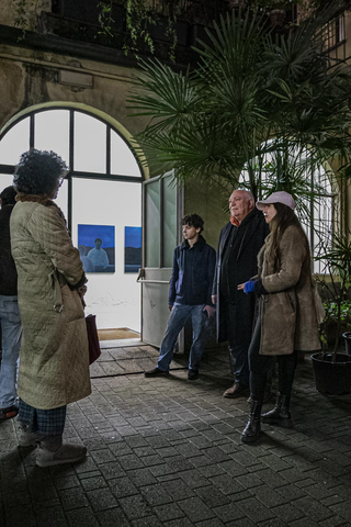 Bonus: Andrea Loi, Sulla Luce