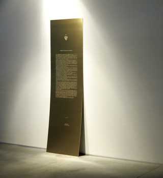 Do you know because I tell you so or do you know do you know?, Alessandro Di Pietro
Yuppi A.! And that's enough!, 2013
brass, 200 x 60 cm
Foto Alice Pedroletti