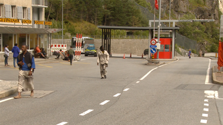 Il confine è ortogonale al transito