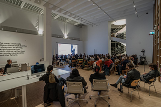 Fuoco Incrociato, Foto di Ibrahima Mbengue