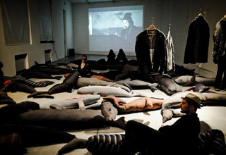 Claudia Losi, Les Funerailles de la Baleine, Foto di Esther Mathis e di Pieranna Scagliotti